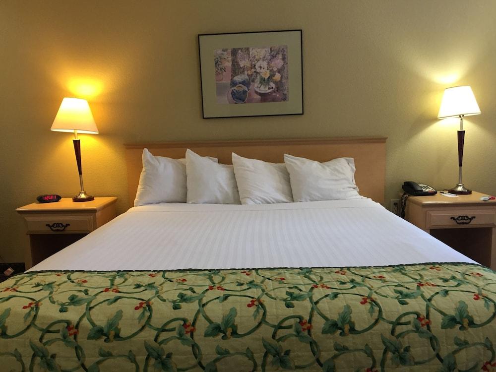 Surestay Hotel By Best Western Ukiah Bagian luar foto