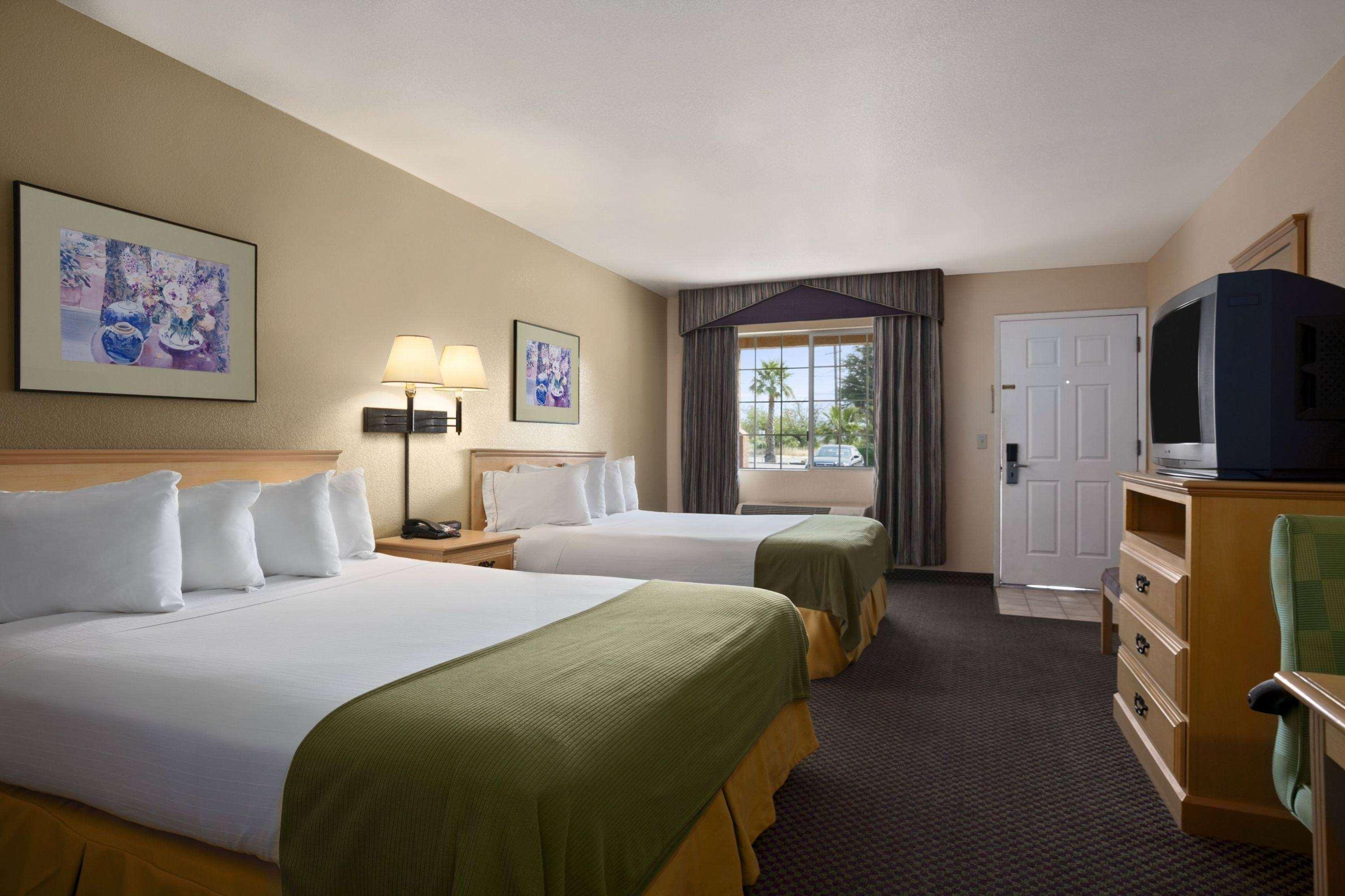 Surestay Hotel By Best Western Ukiah Bagian luar foto